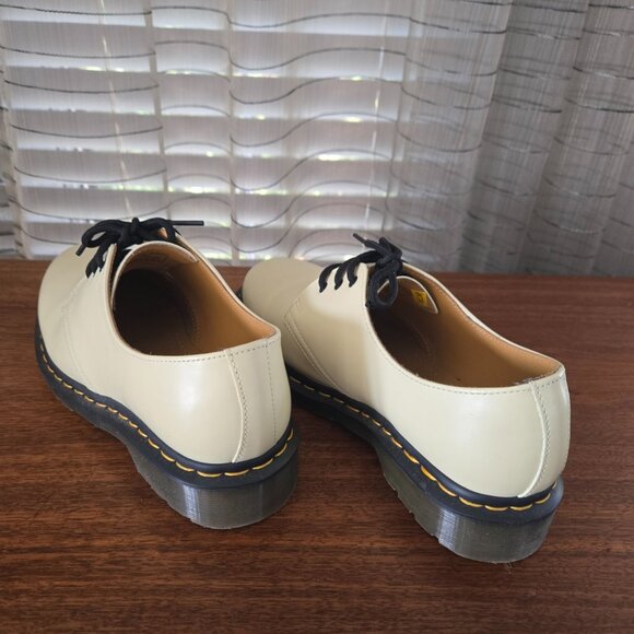 Dr Martens 1461 Cream 3 Hole Oxford Shoes, size 41EU/ 10 - Picture 10 of 10